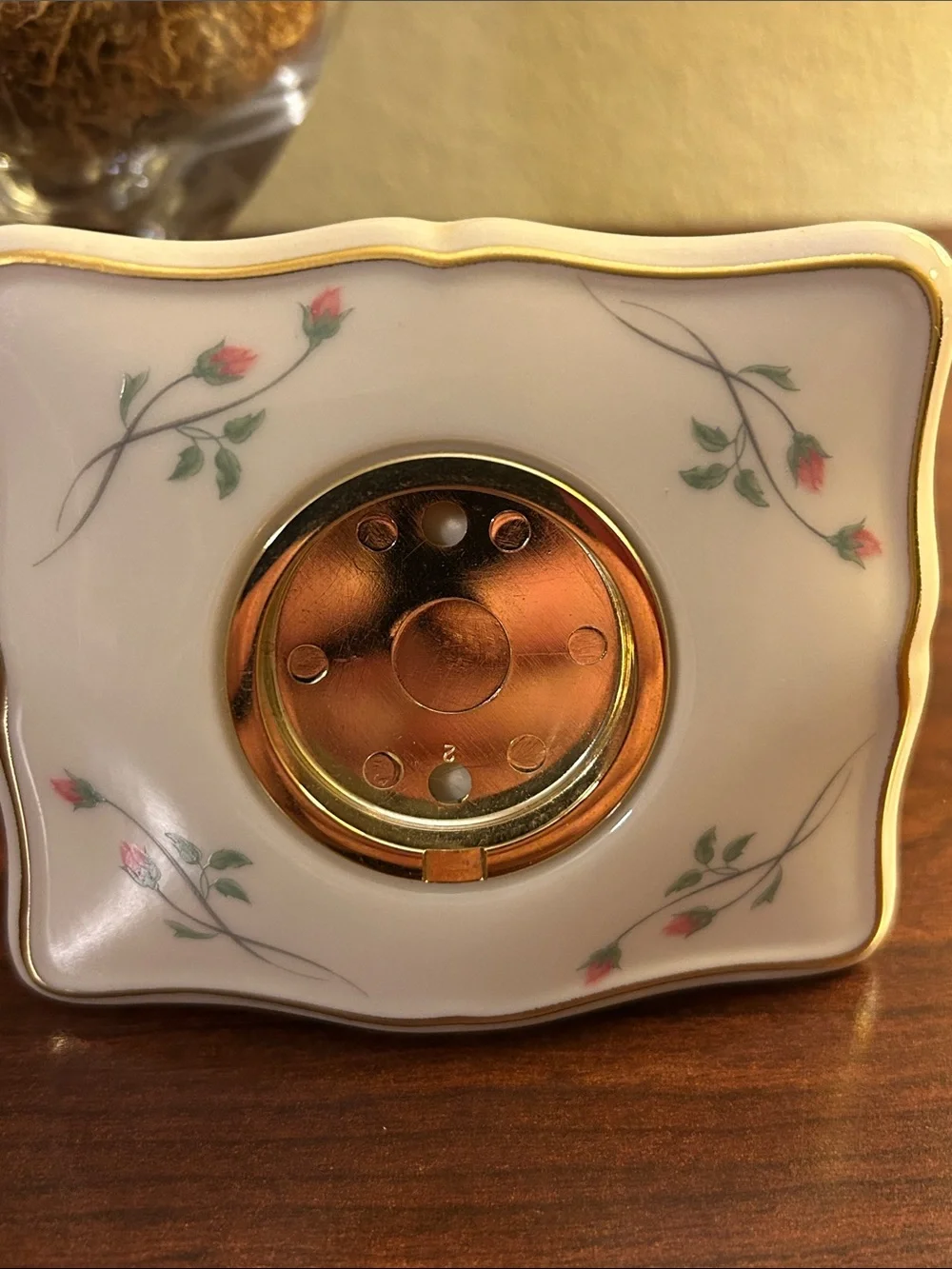 Lenox ‘Rose Manor’ Porcelain Rose Motif Clock with Gold Trim